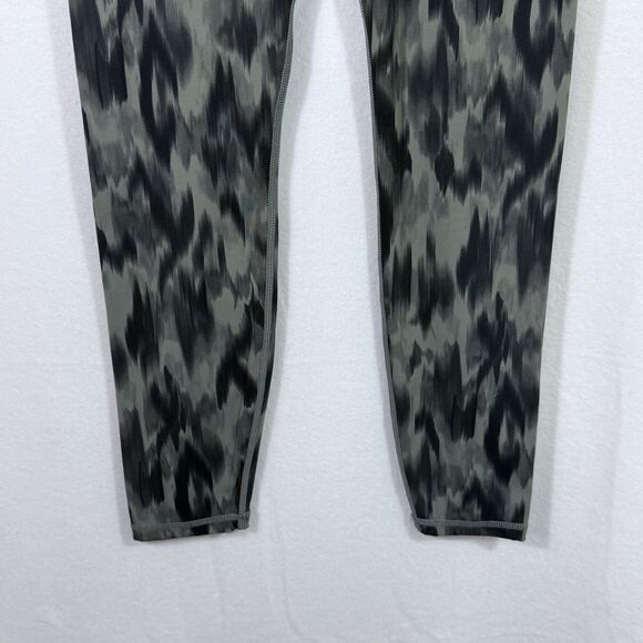 Varley Gray Animal Print Watercolor Luna 7/8 Leggings Women's Size S Athleisure - Picture 6 of 9